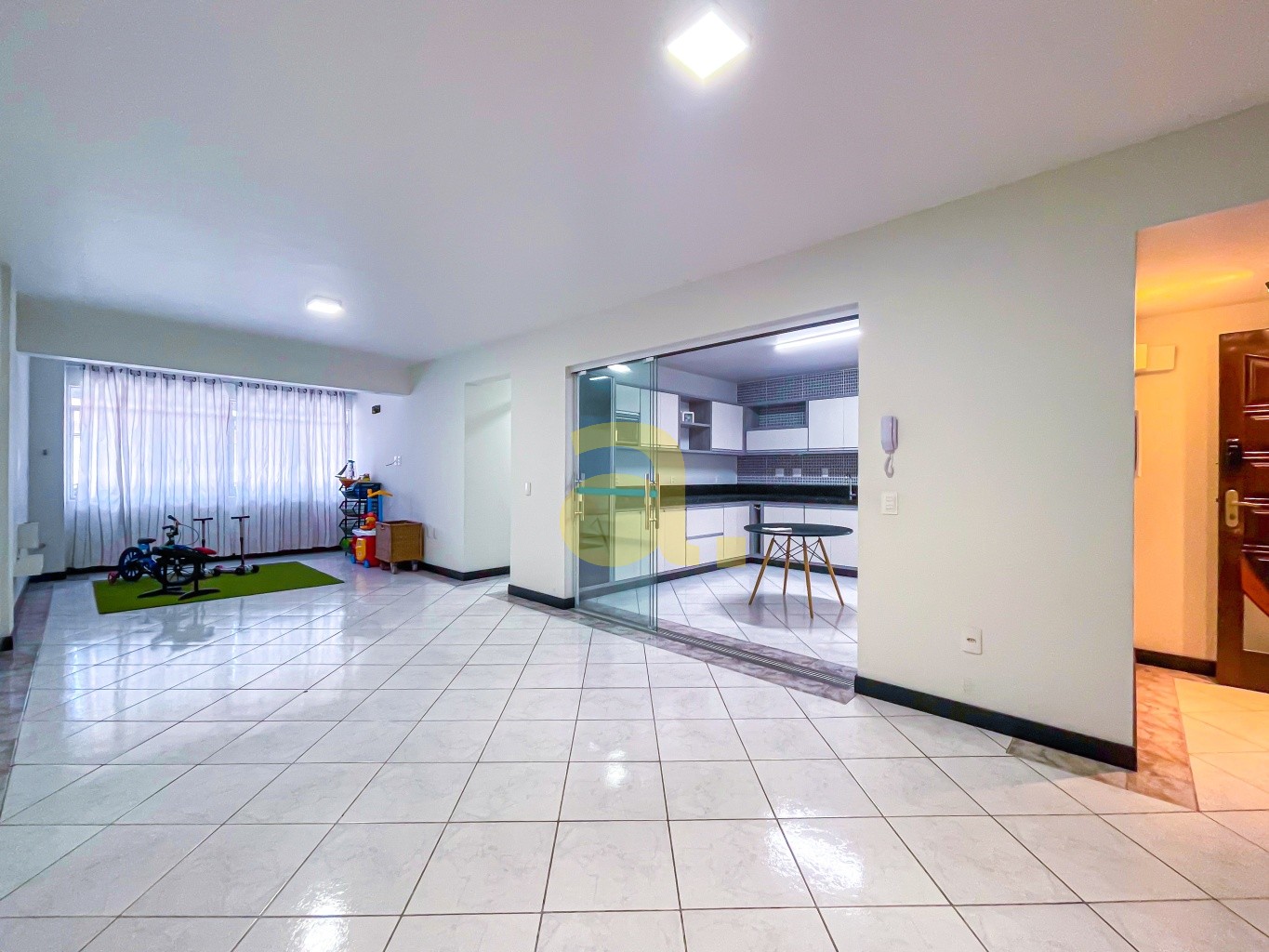 Apartamento, 3 quartos, 150 m² - Foto 3