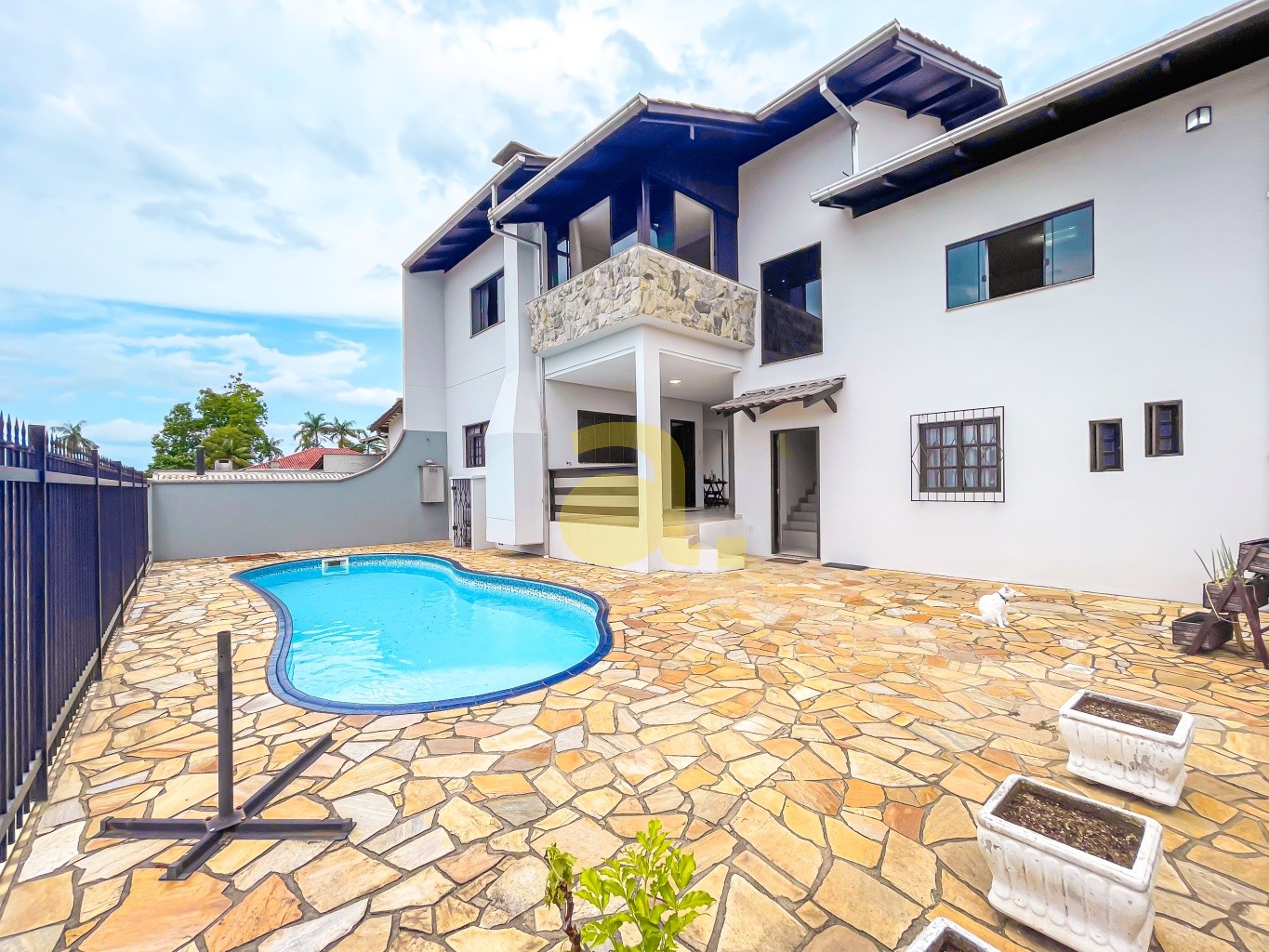 Casa, 3 quartos, 225 m² - Foto 2