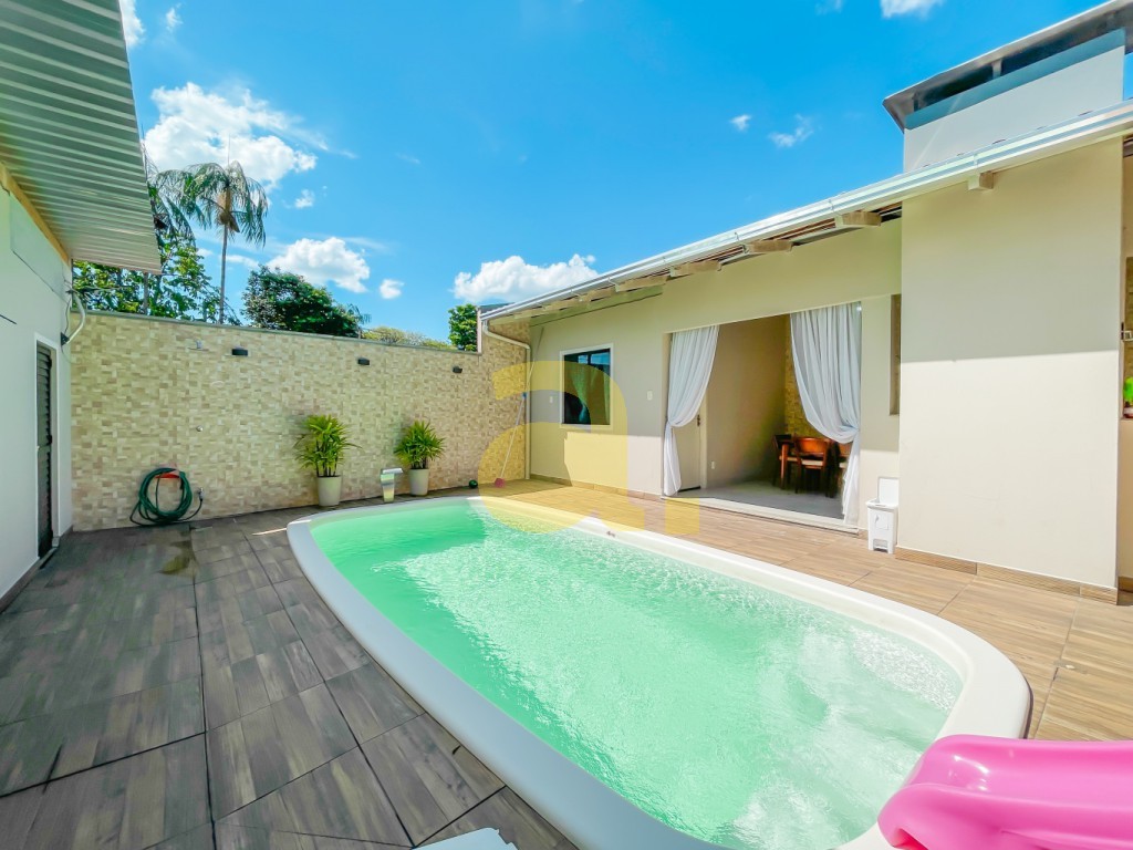 Casa, 3 quartos, 290 m² - Foto 3