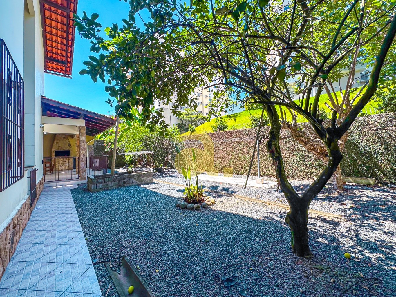 Casa, 4 quartos, 319 m² - Foto 4