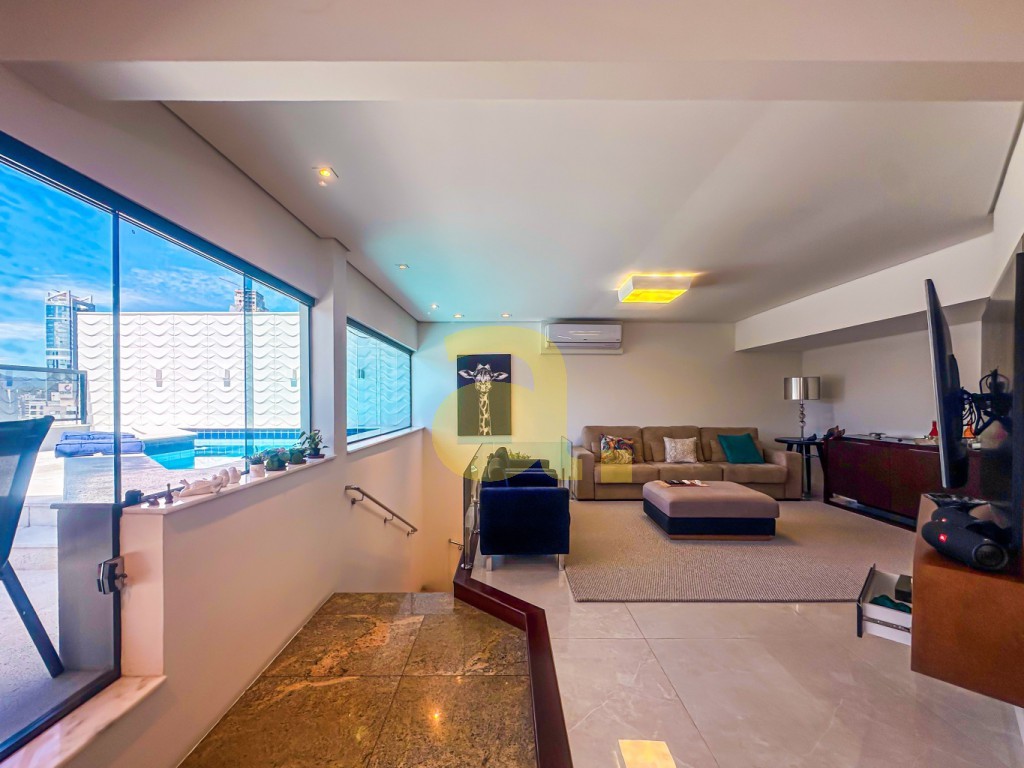 Cobertura, 3 quartos, 235 m² - Foto 3