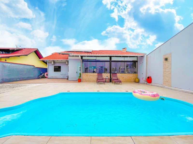 Casa, 3 quartos, 157 m² - Foto 1