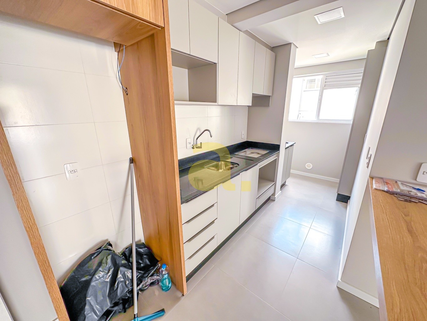 Apartamento com 2 dormitórios para alugar, 70m Semi Mobiliado- Fortaleza Alta - Blumenau/SC — foto 2