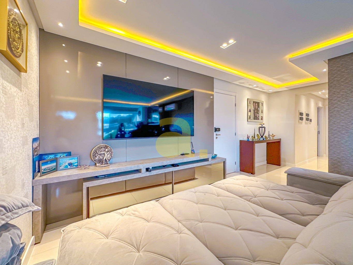 Apartamento com 3 Suítes á venda, 143m no Residencial Quebec bairro Água Verde!!! — foto 2