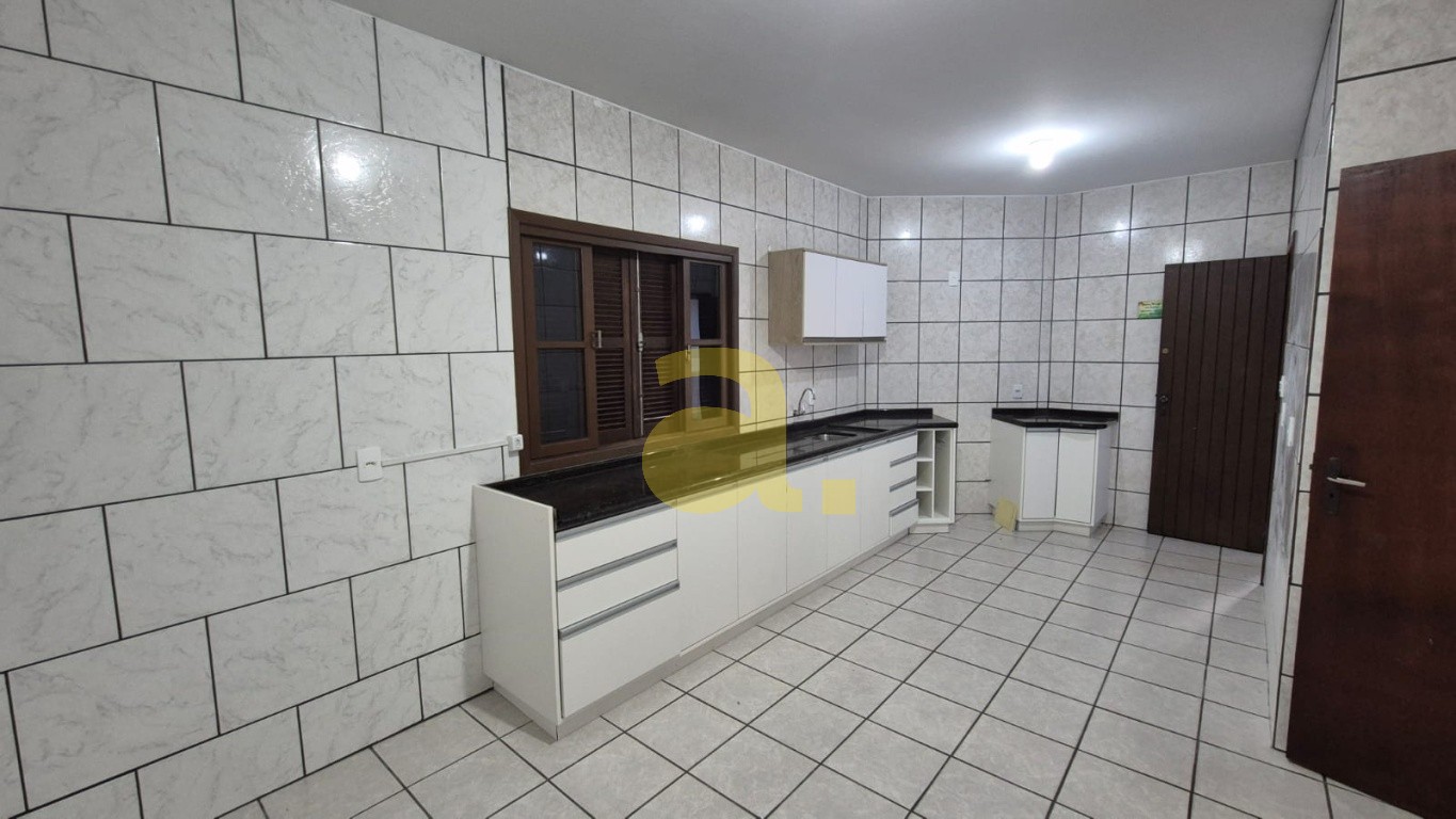 Casa, 4 quartos, 160 m² - Foto 4