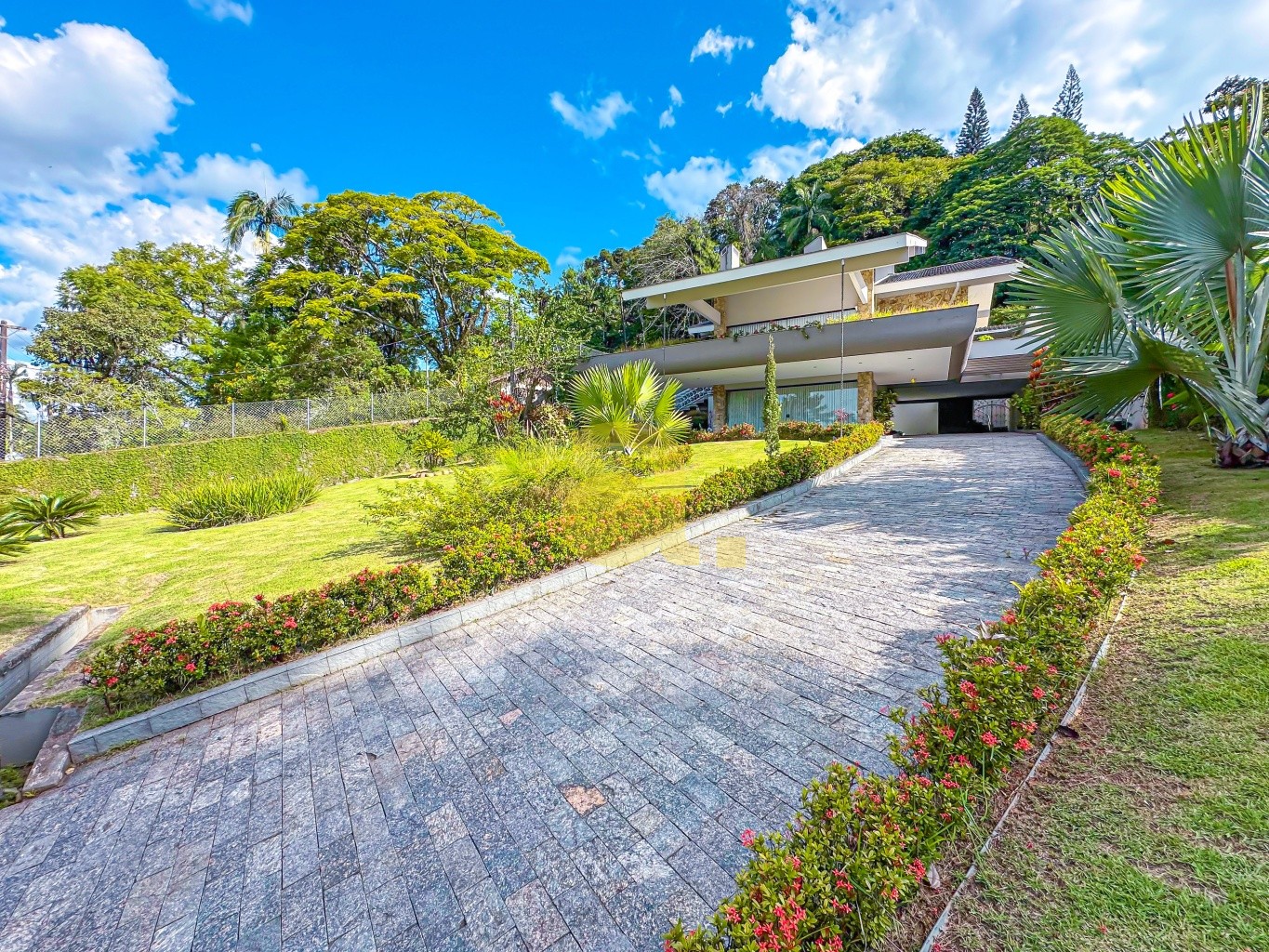 CASA ALTO PADRÃO PARA ALUGAR | Rua Coronel Feddersen, Itoupava Seca — foto 2