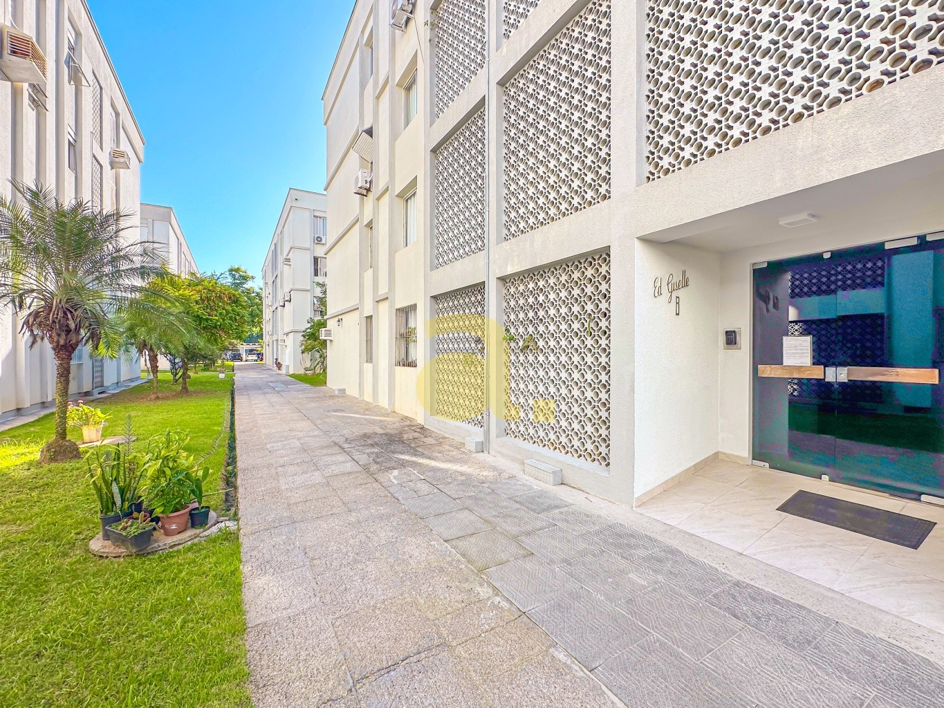 EXCELENTE APARTAMENTO MOBILIADO NO BAIRRO GARCIA! — foto 2