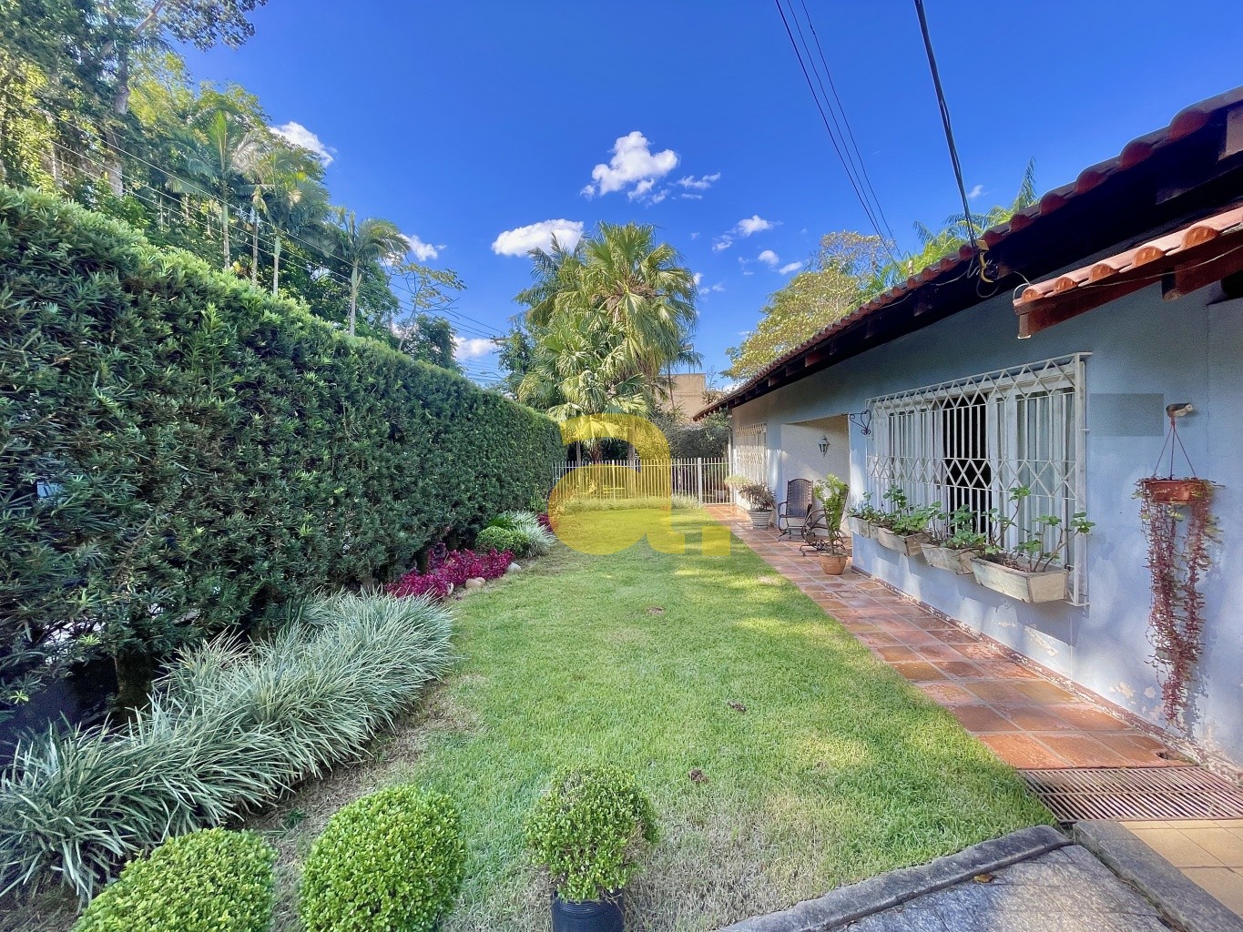 Casa, 3 quartos, 211 m² - Foto 3