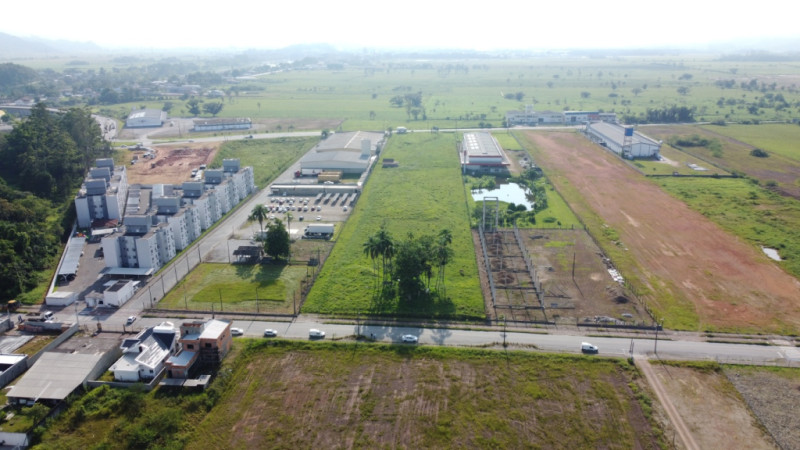 Terreno para fins comerciais, próximo a BR-470, com 21.400,00m de área, no bairro Sete de Setembro em Gaspar! — foto 2