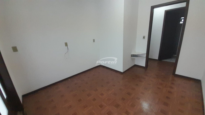 Casa com 2 dormitórios e uma edícula no Bairro itoupavazinha em Blumenau! — foto 5