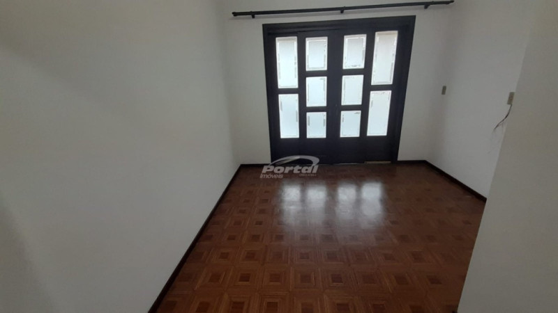 Casa com 2 dormitórios e uma edícula no Bairro itoupavazinha em Blumenau! — foto 4