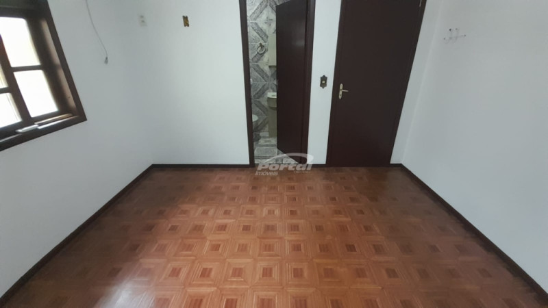 Casa com 2 dormitórios e uma edícula no Bairro itoupavazinha em Blumenau! — foto 7