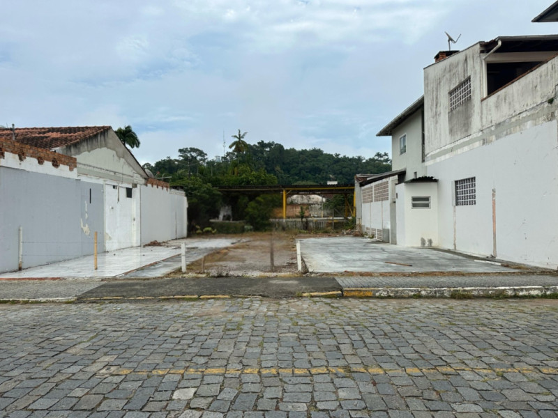 Terreno comercial no Centro de Gaspar — foto 2