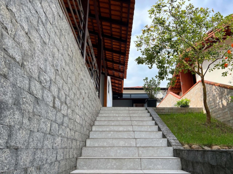 Casa espaçosa e confortável no bairro Escola Agrícola em Blumenau! — foto 5
