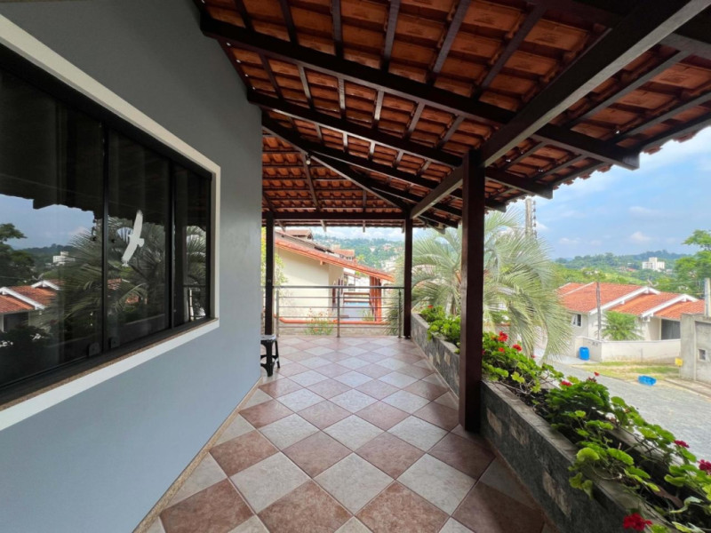 Casa espaçosa e confortável no bairro Escola Agrícola em Blumenau! — foto 7