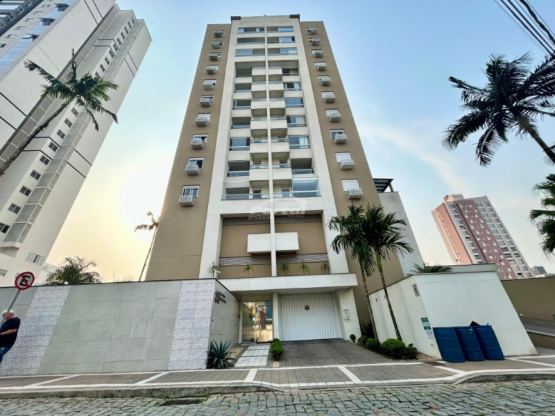 Apartamento Semi Mobiliado à Venda, com 1 Suíte + 2 Demi-Suítes, no bairro Itoupava Seca em Blumenau! - foto 1