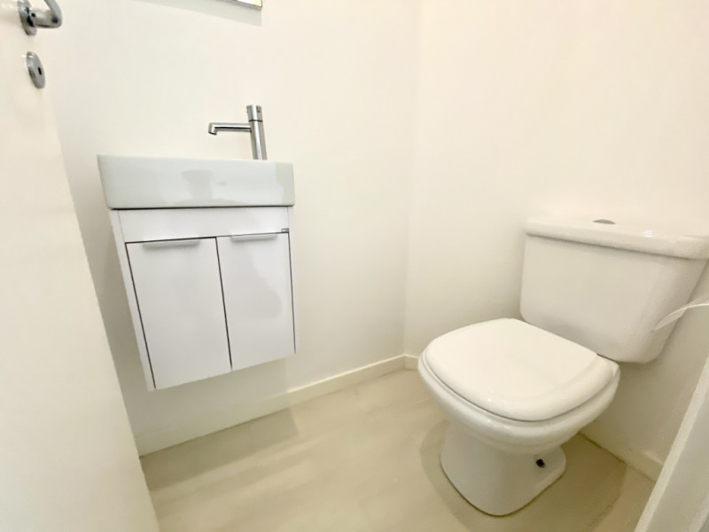 Apartamento Semi Mobiliado à Venda, com 1 Suíte + 2 Demi-Suítes, no bairro Itoupava Seca em Blumenau! — foto 5