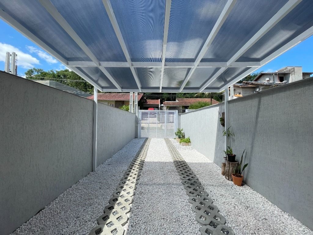 SOBRADO MOBILIADO À VENDA NO BAIRRO VELHA CENTRAL. — foto 3