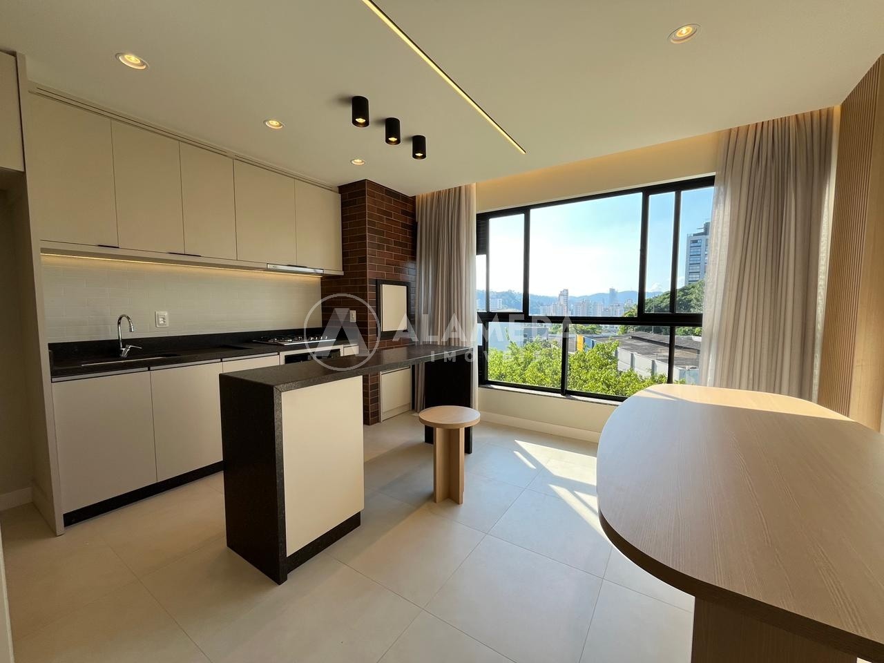 Apartamento NOVO Semi Mobiliado próximo a FURB com duas suítes. — foto 7
