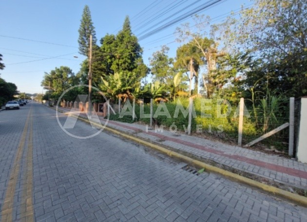 Terreno no Bairro Mariscal em Bombinhas. - foto 1
