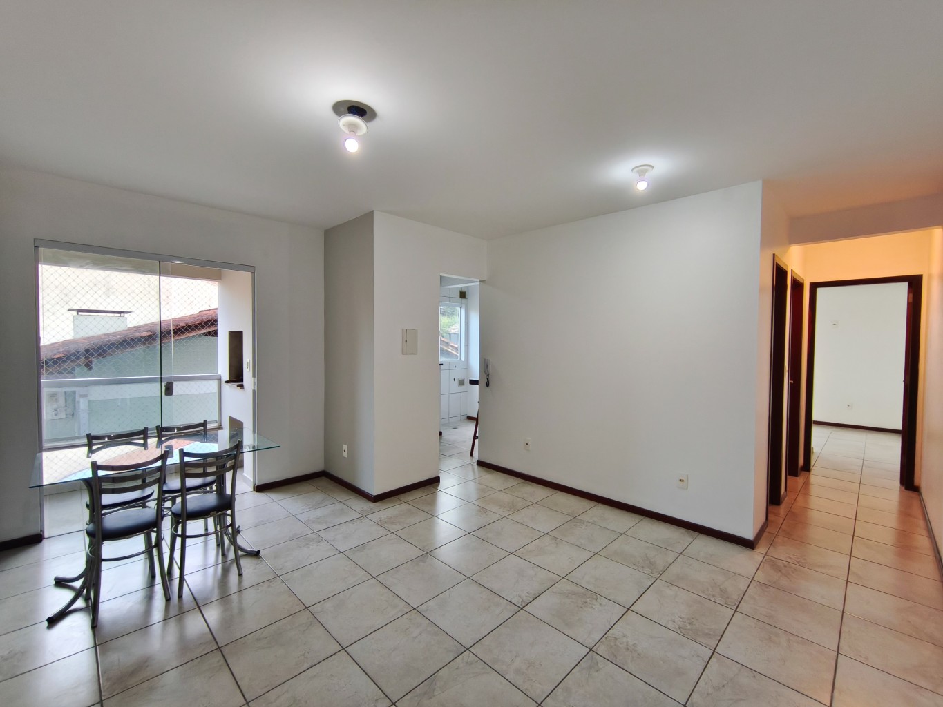 Apartamento pronto para morar e rformado no Bairro Velha Central — foto 2