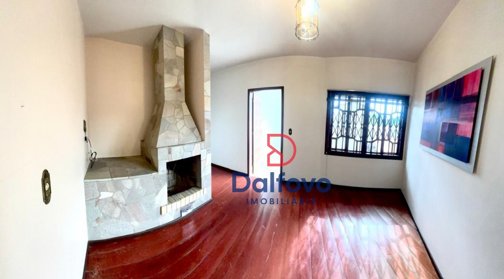 Sala intima com lareira