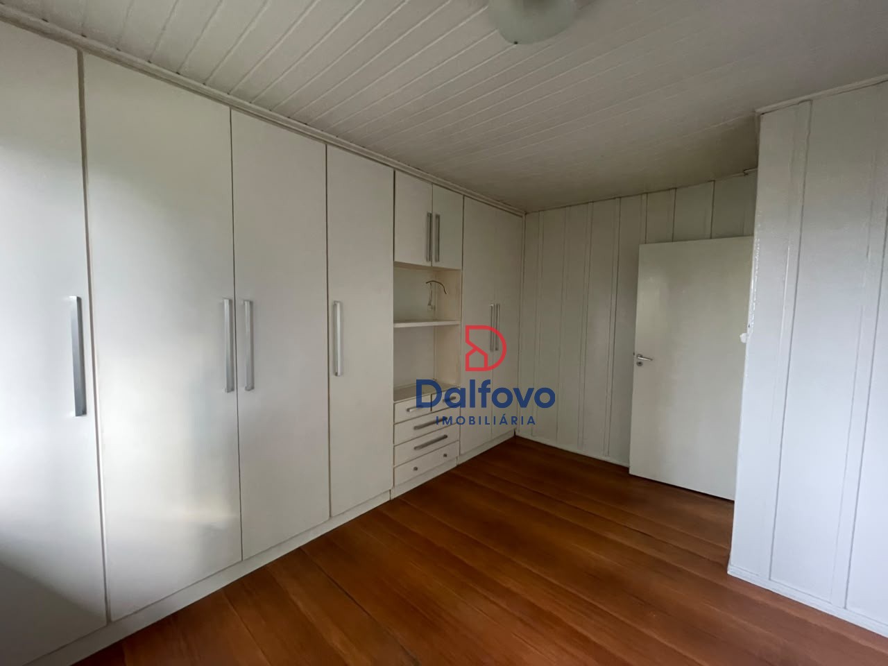 Dormitório 01