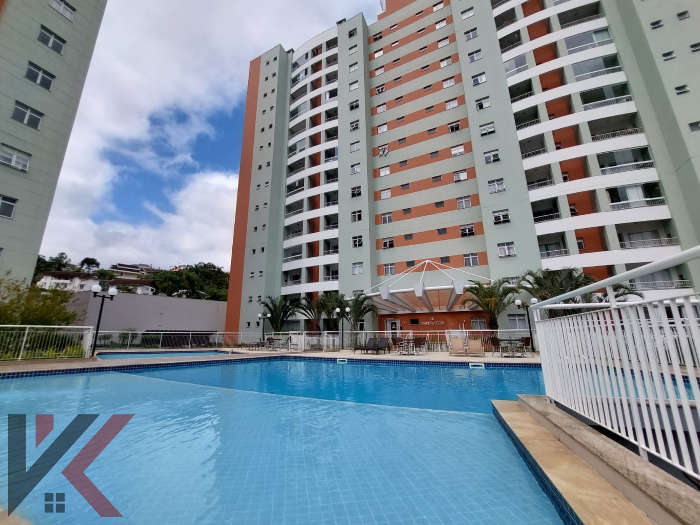 Excelente apartamento mobiliado para alugar no início do Garcia - foto 1