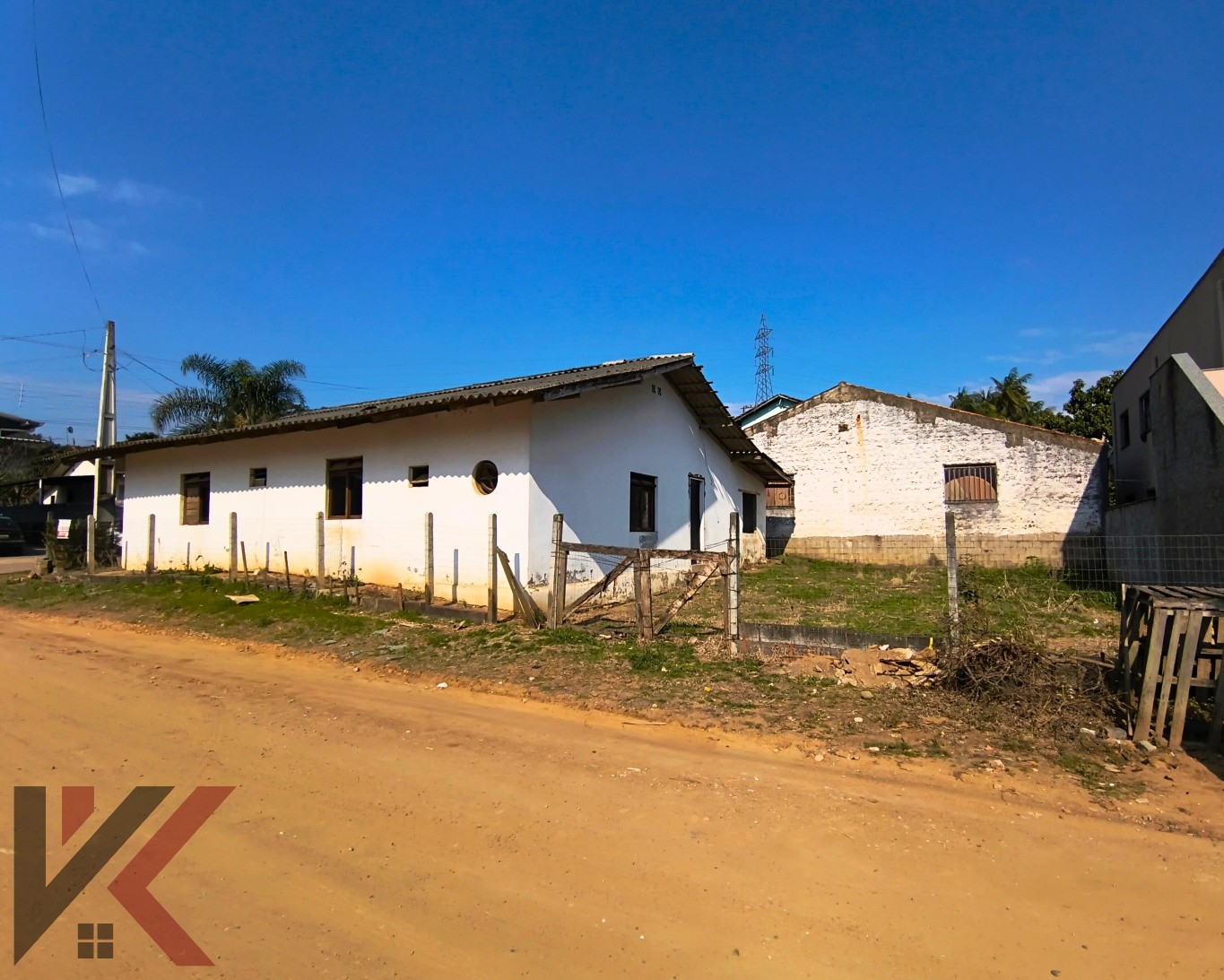 Casa com terreno amplo de esquina em Ascurra! - foto 1