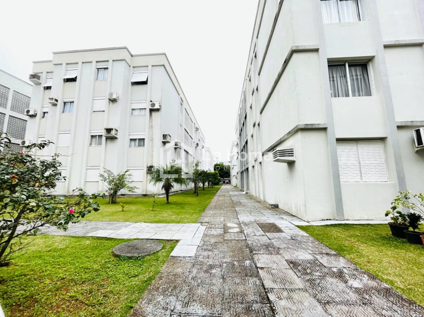 Apartamento mobiliado com 03 dormitórios para locação no bairro Garcia, Blumenau - foto 1
