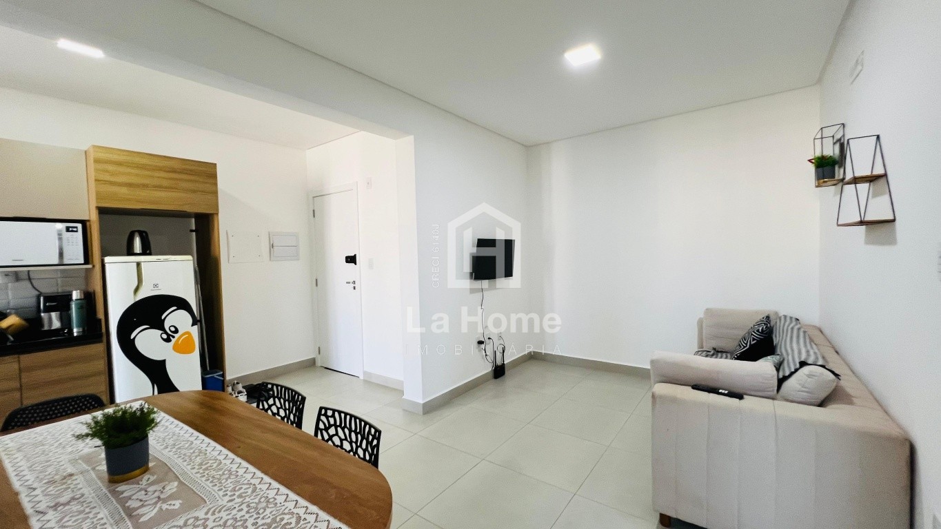 Apartamento com 03 dormitórios sendo 01 suíte à venda em Itapema - 300 metros do mar. Pronto para morar - foto 1