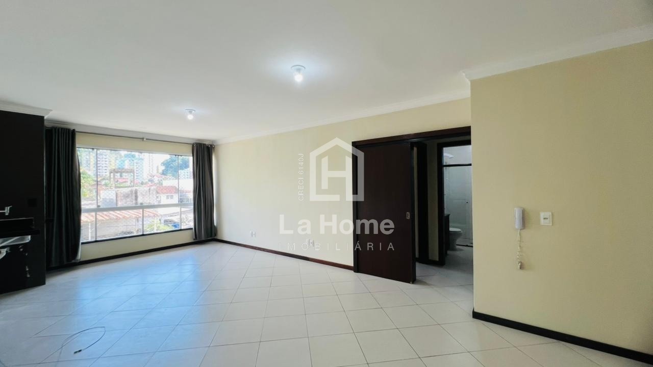Apartamento amplo de 2 dormitórios (sendo 01 suíte) no bairro Vila Nova - Blumenau. — foto 3