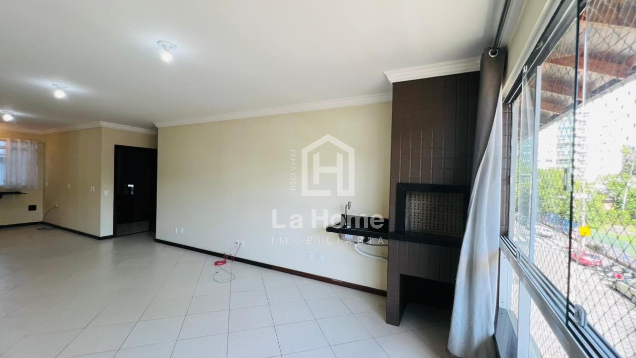 Apartamento amplo de 2 dormitórios (sendo 01 suíte) no bairro Vila Nova - Blumenau. — foto 5