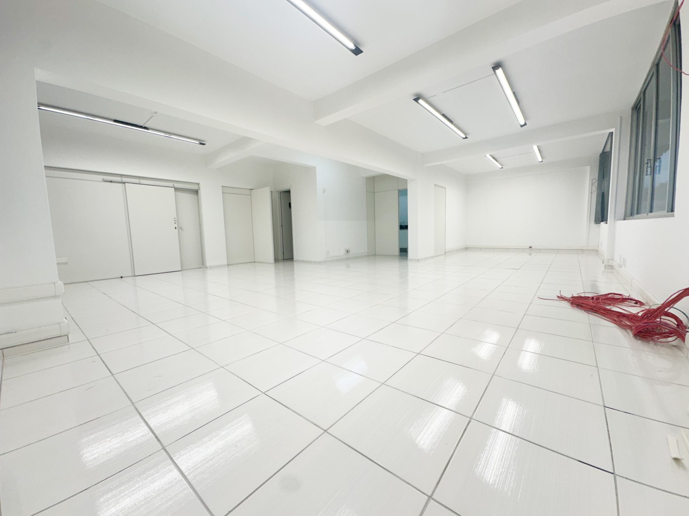 Sala comercial no Centro de Blumenau. - foto 1