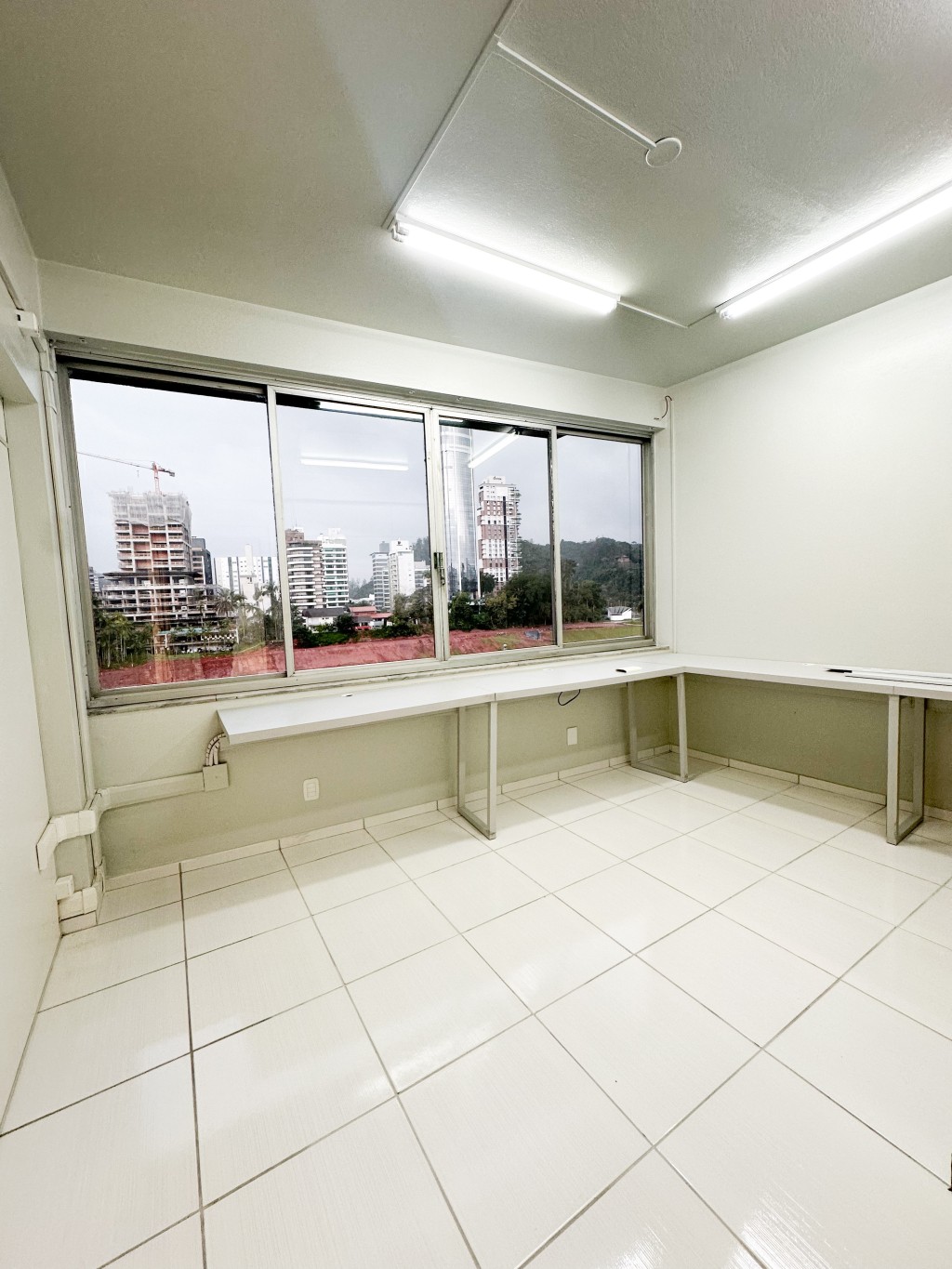 Sala comercial no Centro de Blumenau. — foto 6