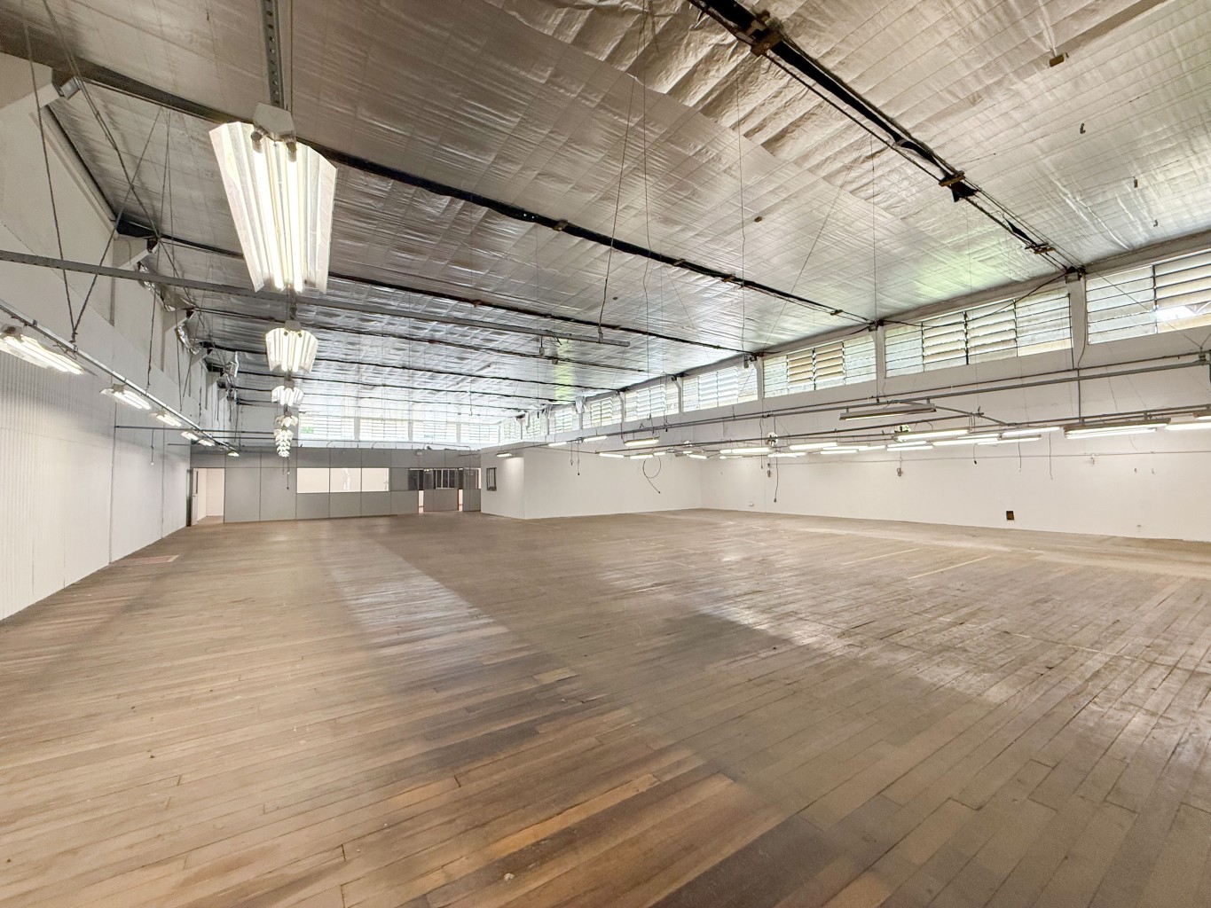 Galpão localizado no bairro Salto Weissbach com 1.200,00 m de área privativa — foto 5