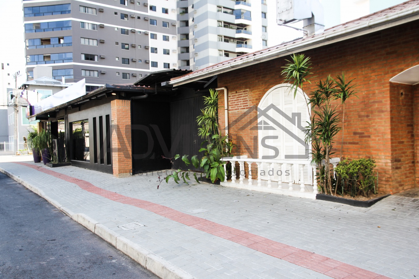 Casa comercial Bairro Ponta Aguda - foto 1