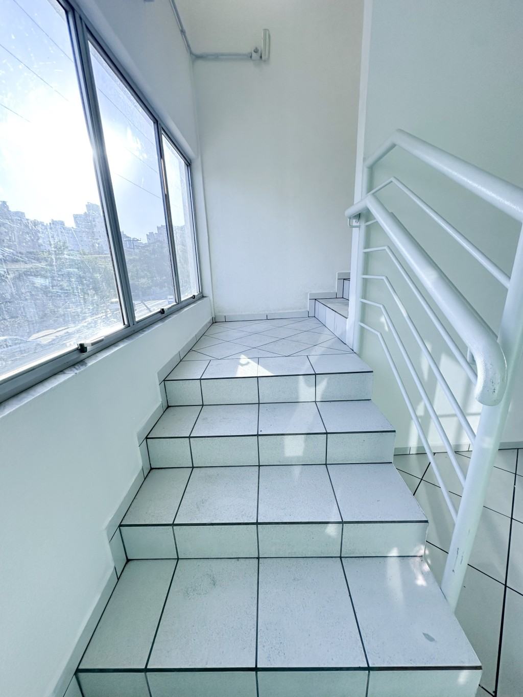 Prédio comercial em bairro nobre da cidade. — foto 6