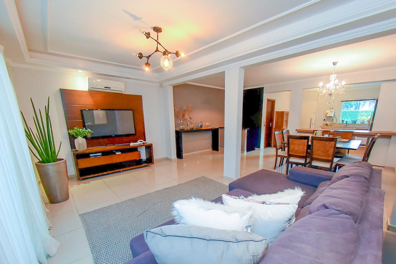 Ampla casa, área de festas com piscina ! — foto 6