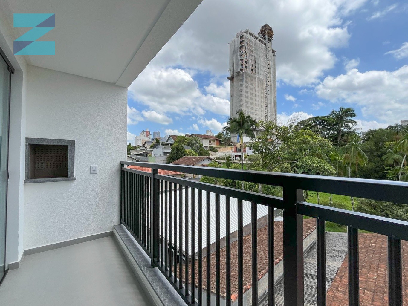 LOFT NOVO COMPLETAMENTE MOBILIADO, À 400 METROS DA VILA GERMÂNICA ! - foto 1