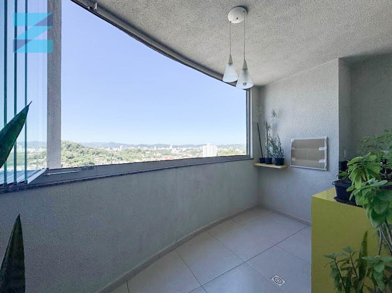 Apartamento de último andar, a poucos metros da Cooper ! — foto 2