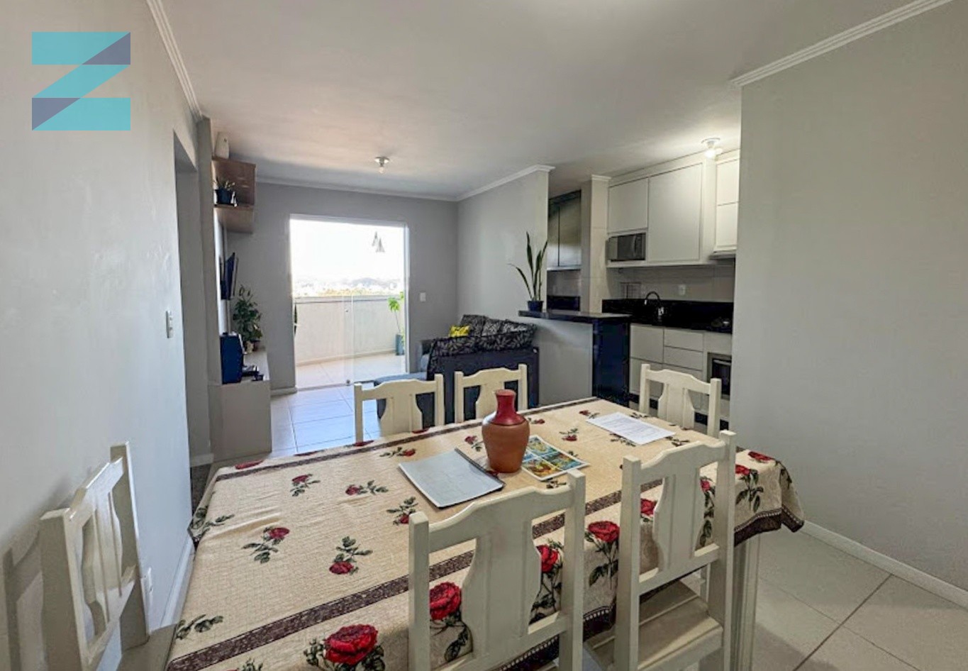 Apartamento de último andar, a poucos metros da Cooper ! — foto 4