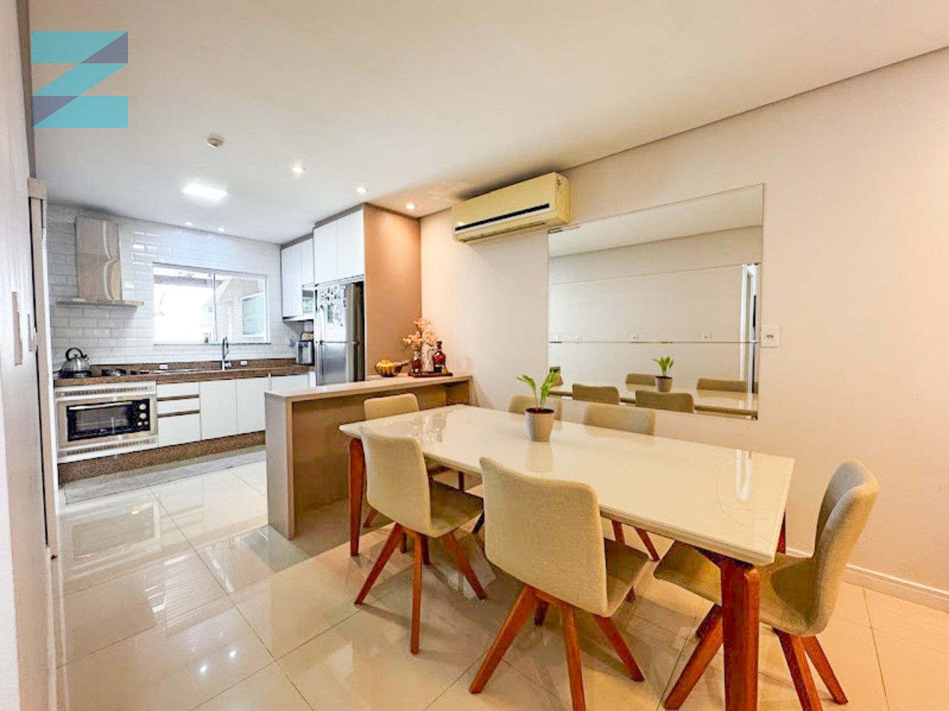 Sobrado semi-mobiliado, e climatizado ! — foto 2