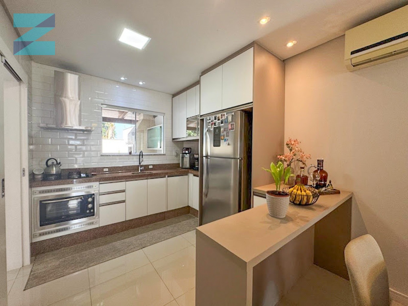 Sobrado semi-mobiliado, e climatizado ! — foto 4