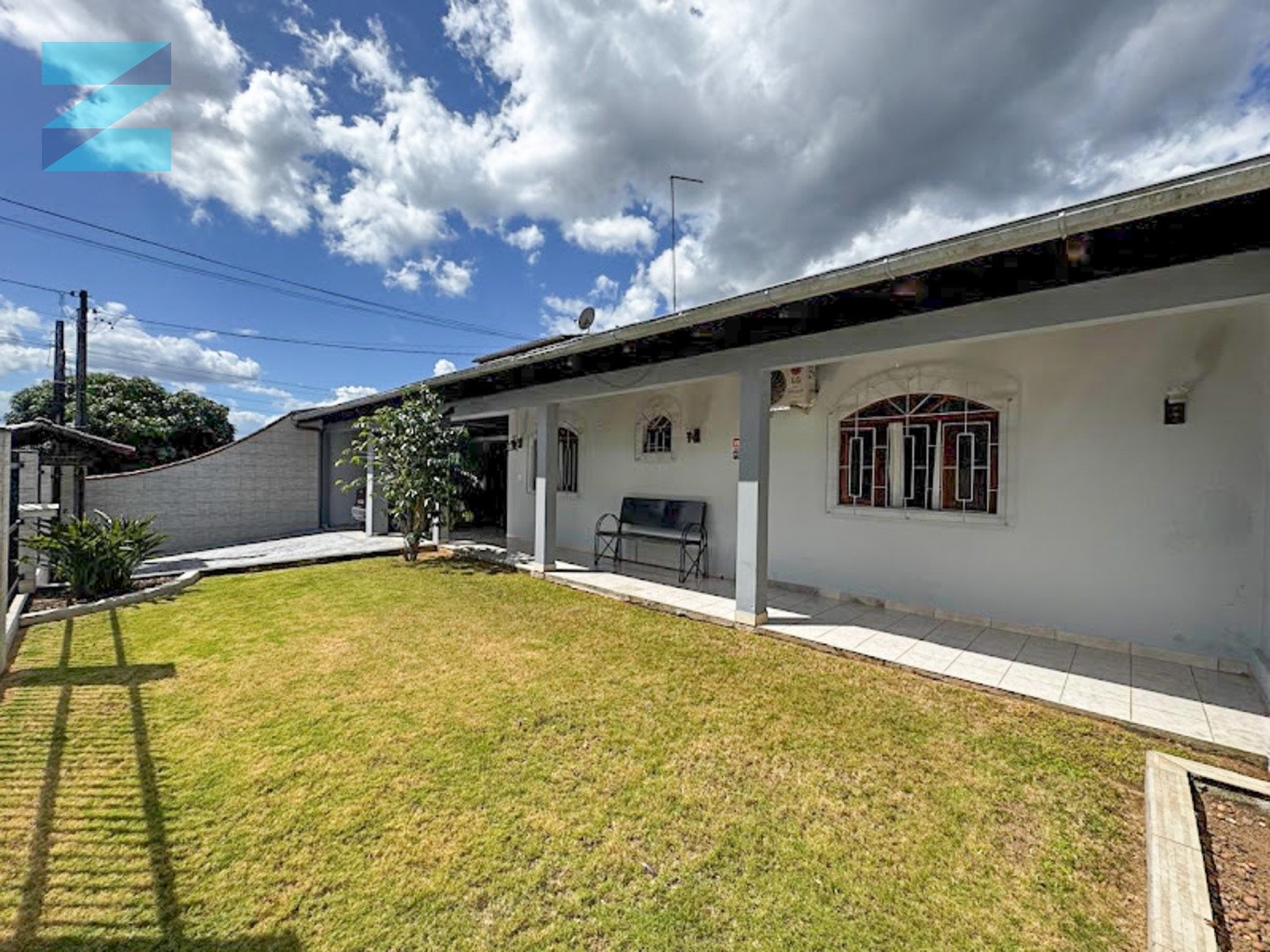 Casa térrea, contendo 3 dormitórios, sendo 1 suíte ! - foto 1