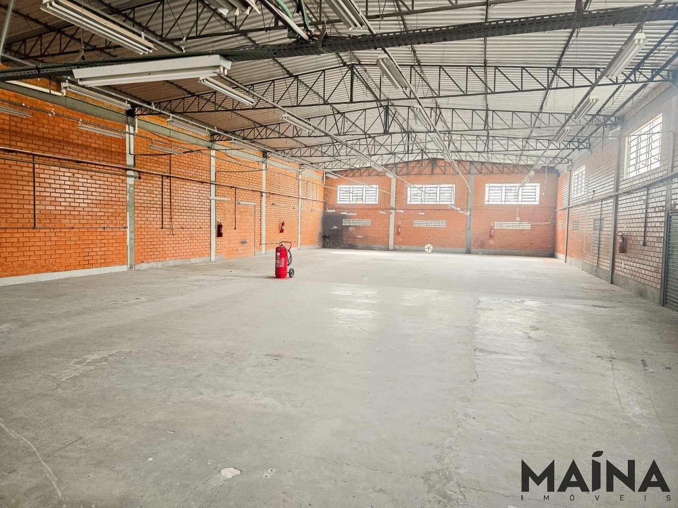 Galpão / Depósito / Armazém de 667m² no bairro Carijós, em Indaial | Eu Corretor