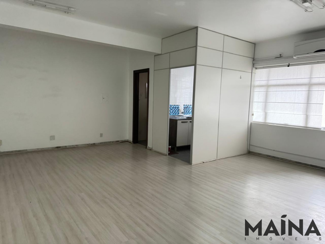 Sala Comercial de no bairro Centro, em Blumenau | Eu Corretor