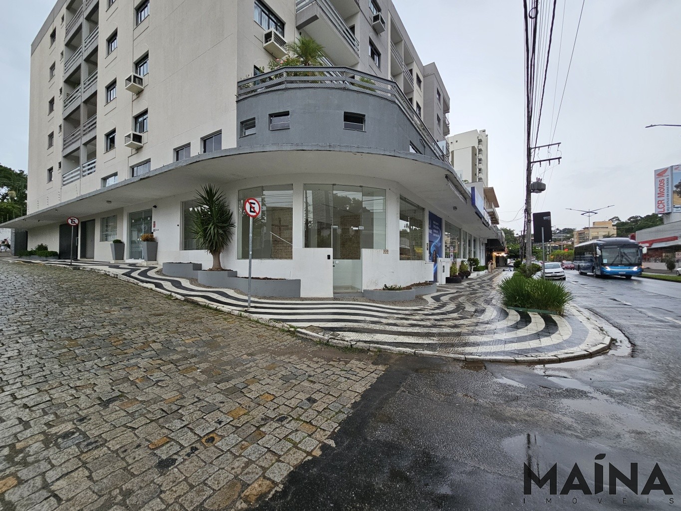 Sala Comercial de 433m² no bairro Victor Konder, em Blumenau | Eu Corretor