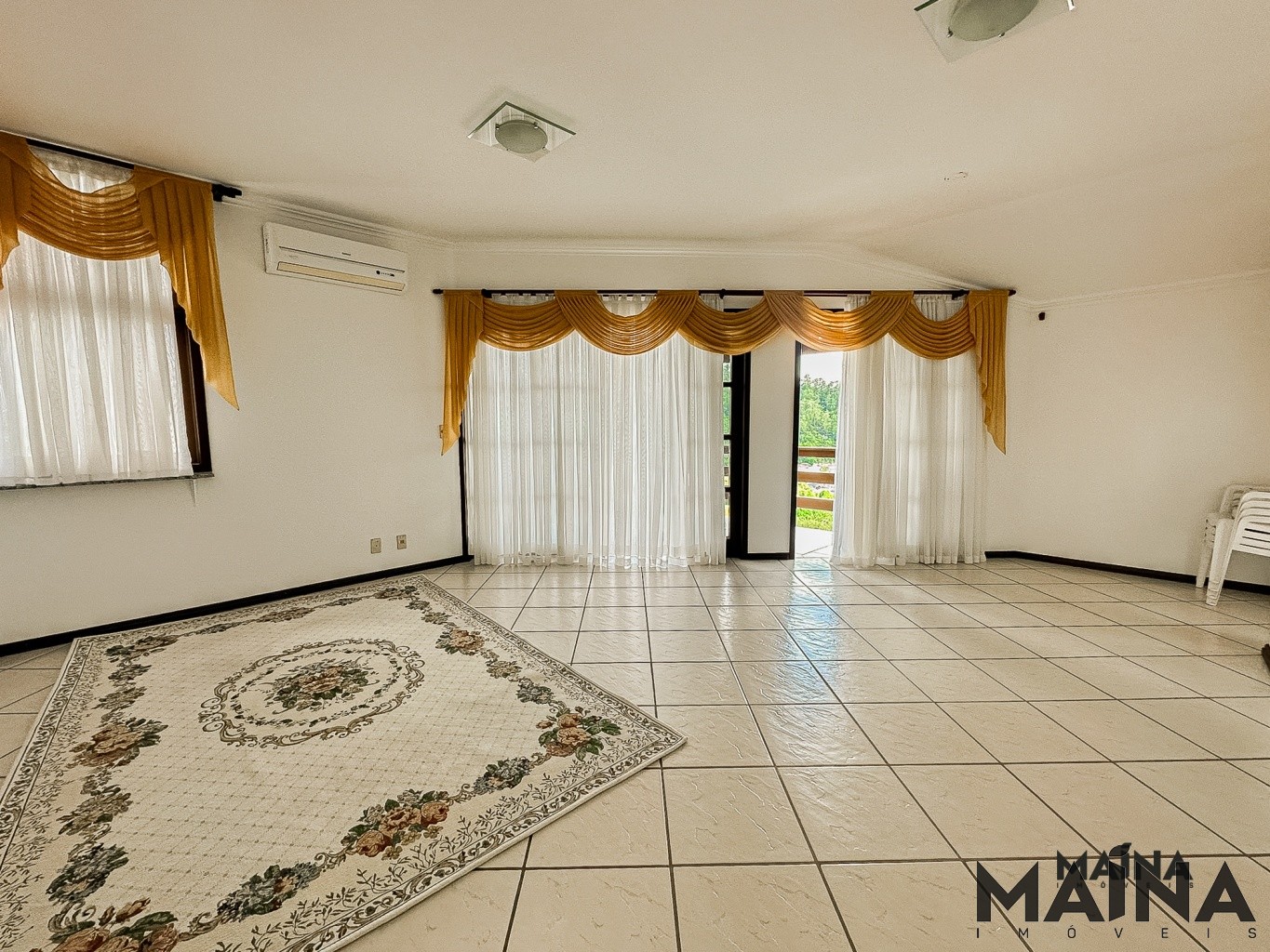 Casa de 4 quartos, 230m² no bairro Ponta Aguda, em Blumenau | Eu Corretor