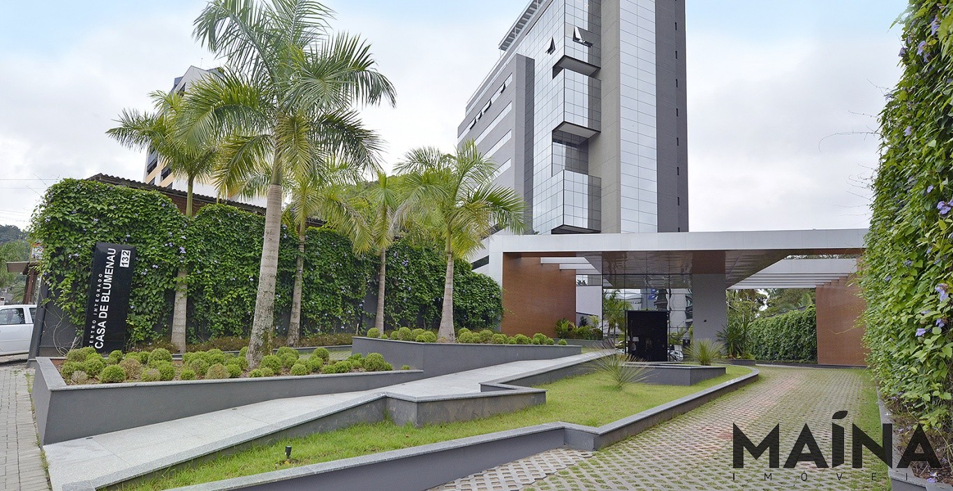 Sala Comercial de 60m² no bairro Garcia, em Blumenau | Eu Corretor